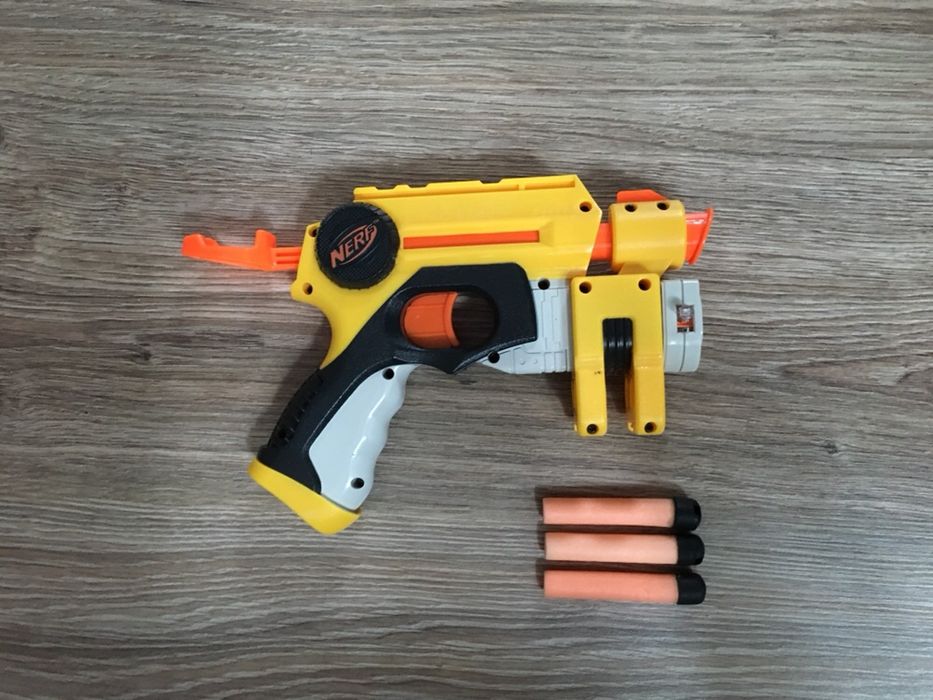 Pistolet Nerf n-strike finder