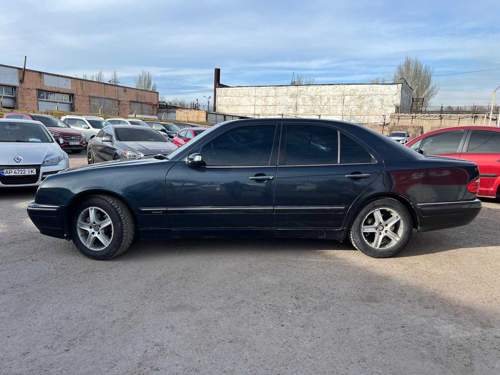 Продам Mercedes-Benz E 210 2000р. #42873