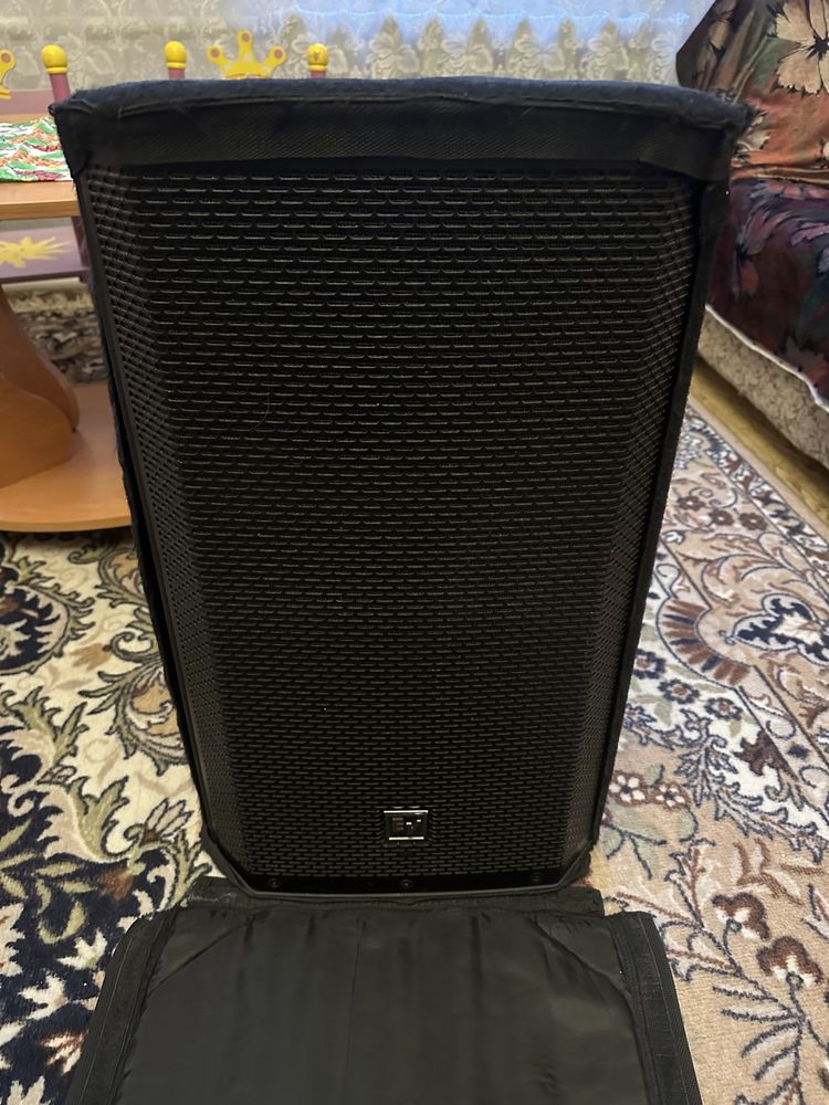 Electro Voice ZLX 12p