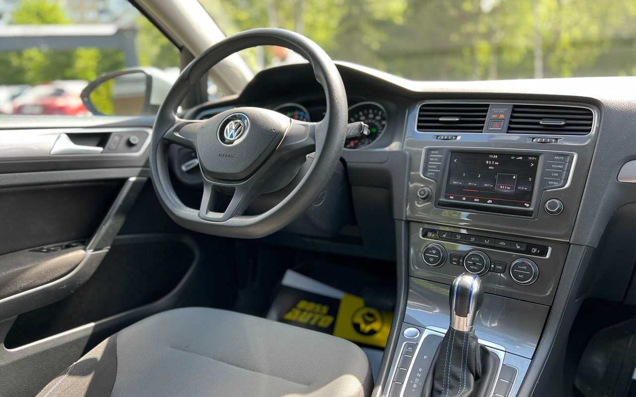 Volkswagen e-Golf 2016