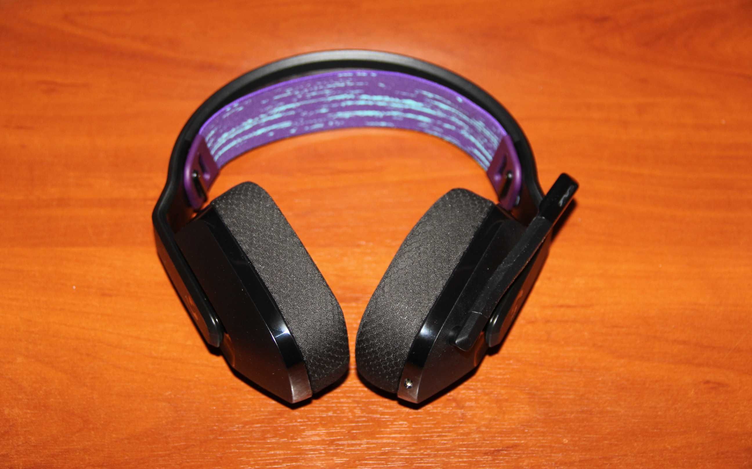 Ігрові навушники з мікрофоном Logitech G535 Lightspeed Black. НОВІ