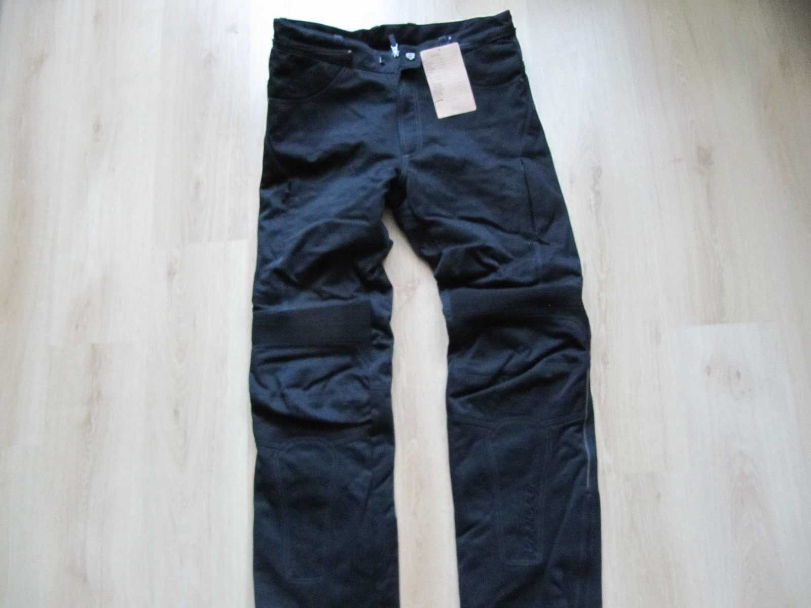 VANUCCI  2 w 1 wodoodporne spodnie + ocieplacz rozmiar XL