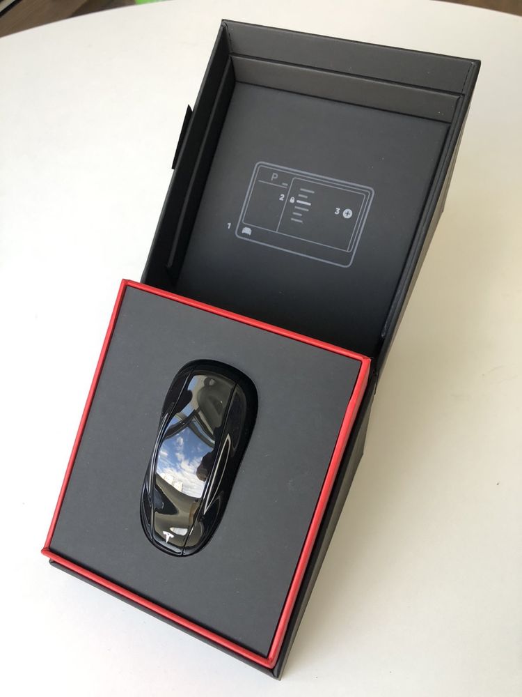 Ключи тесла плейд key plaid m3 my mx ms msr 1131087-00-G