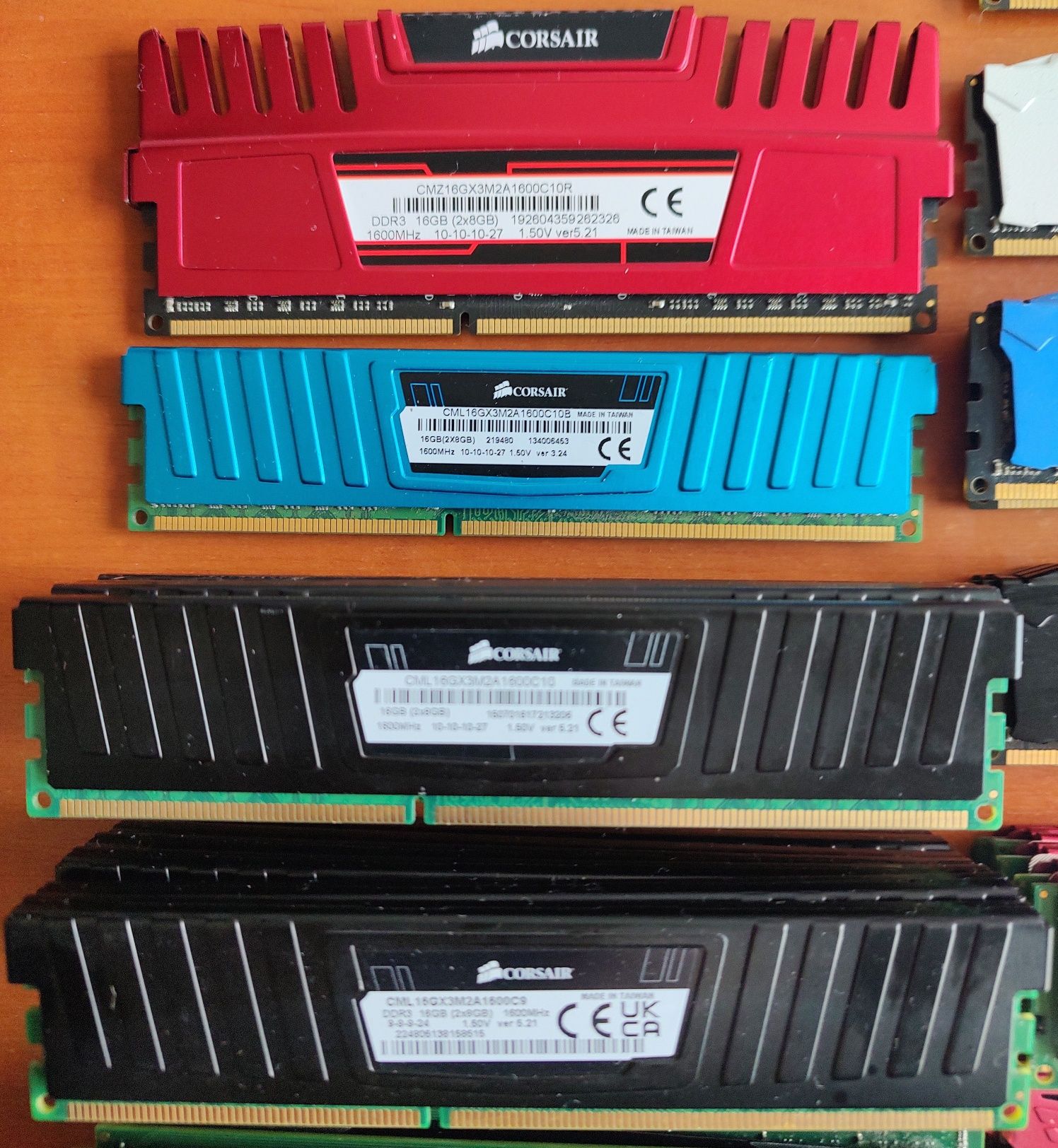 Ігрова оперативна пам'ять у радіаторах DDR3/4, 4/8/16Gb 1333-3200MHz