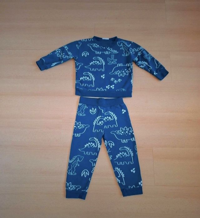 Komplet dresowy dla chłopca