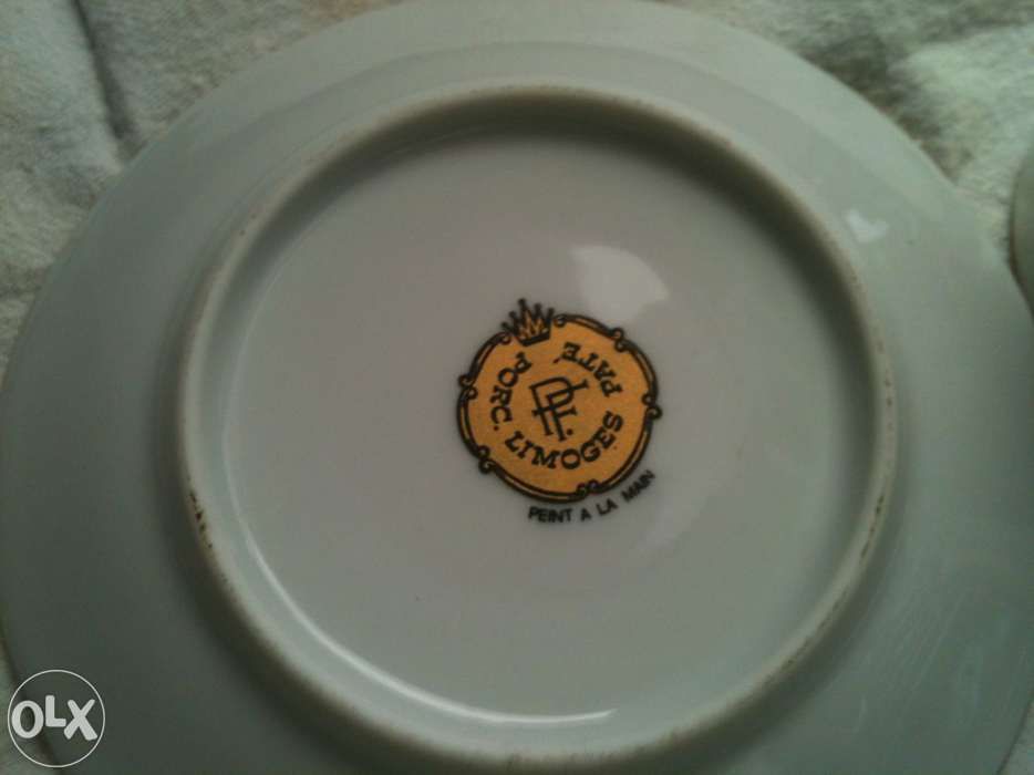 Antiguidade - Porcelana - chavena de café - Limoges