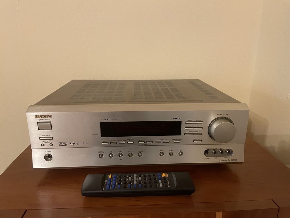 Amplituner Onkyo TX-SR500E zadbany kino domowe