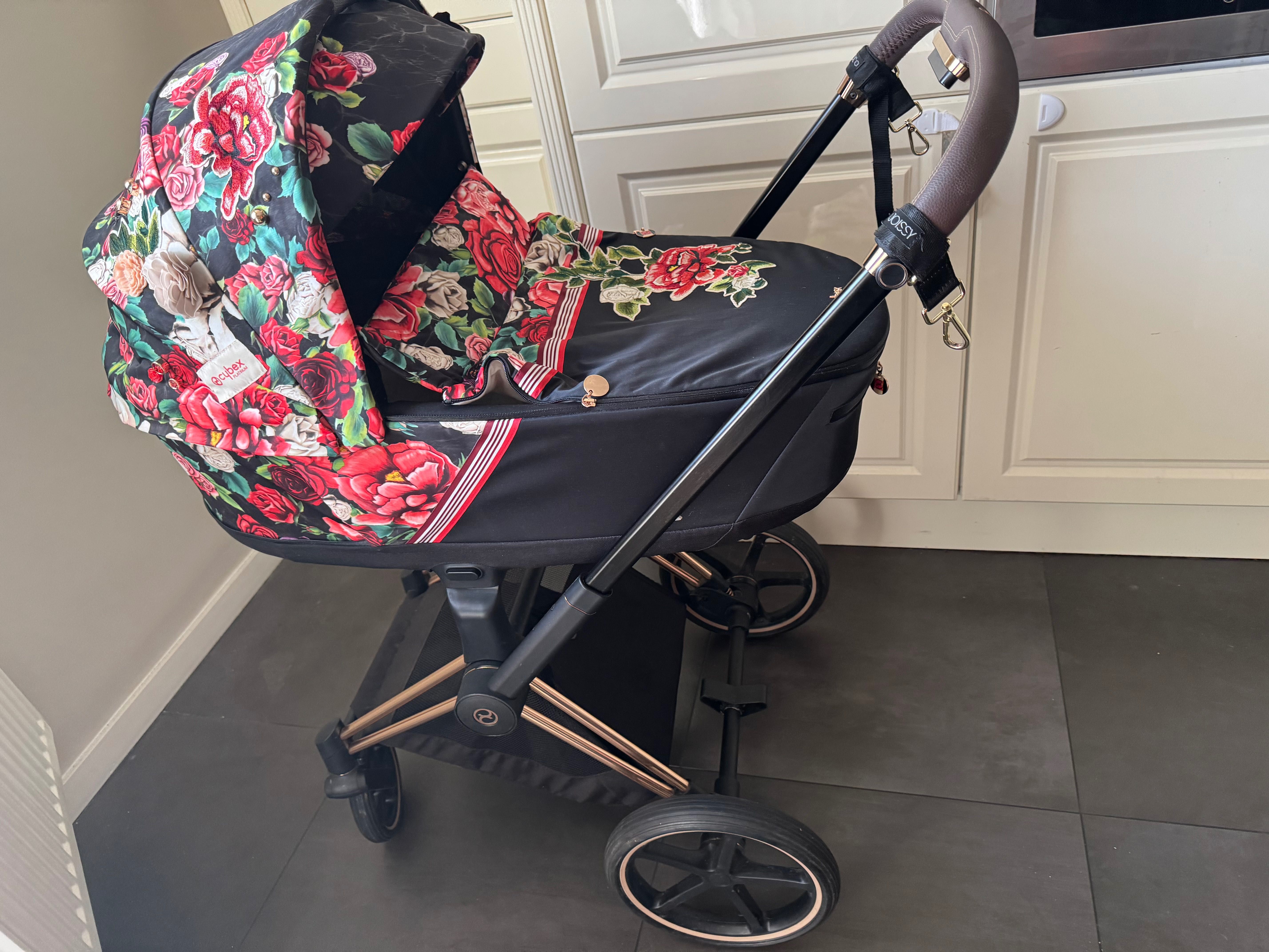 Sprzedam wózek cybex Priam spring bloosom czarny