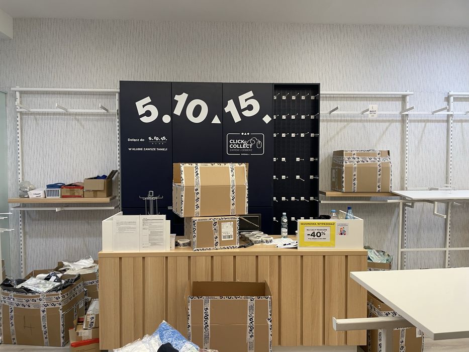 Meble do sklepu odziezowego