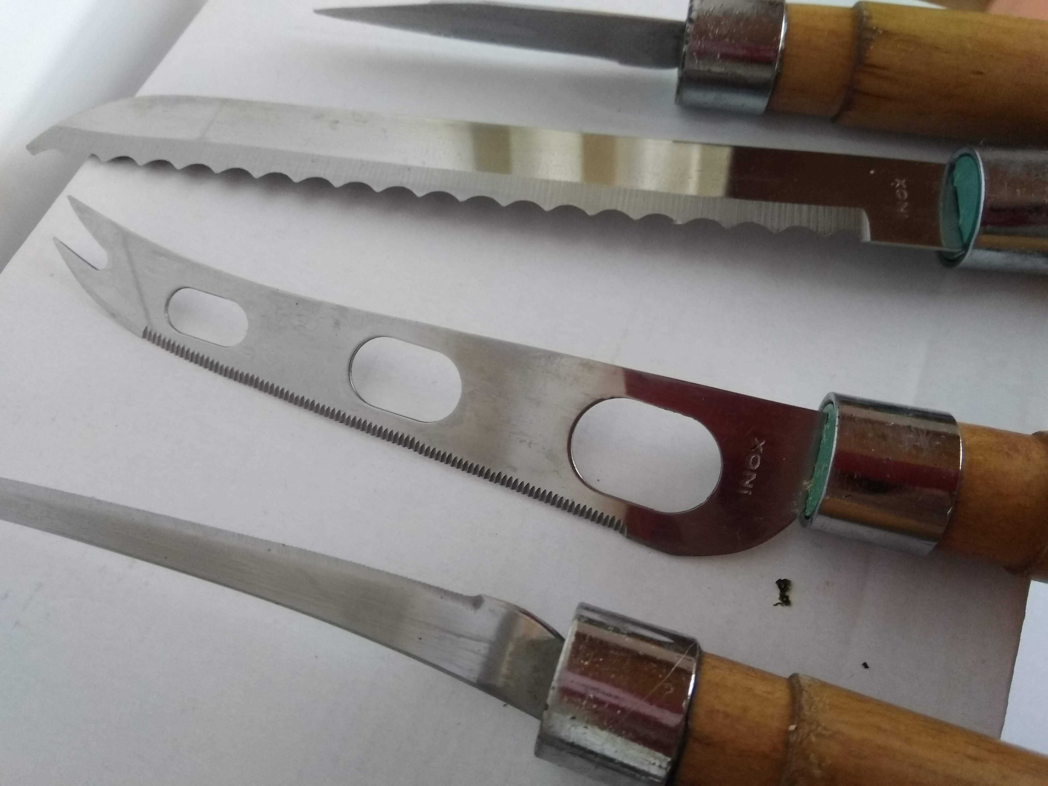Набор кухонных  ножей Pedrini Italy с деревяными ручками и  подставкой
