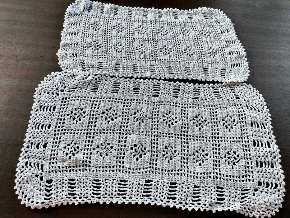 Dois panos em renda feito a mão