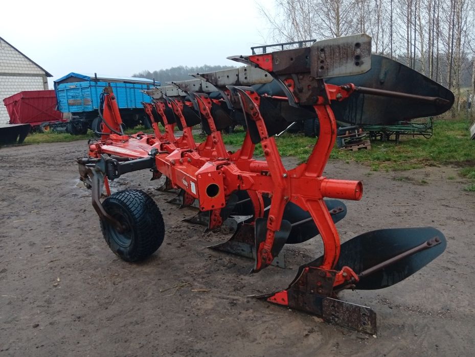 Kuhn Vari-Master, Kverneland Vogeln.