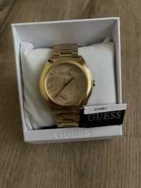 Годинник Guess