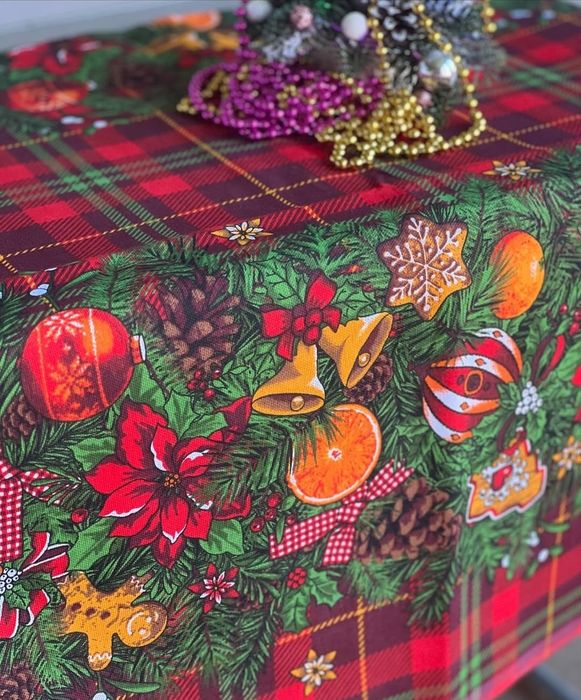 Скатертини новорічна