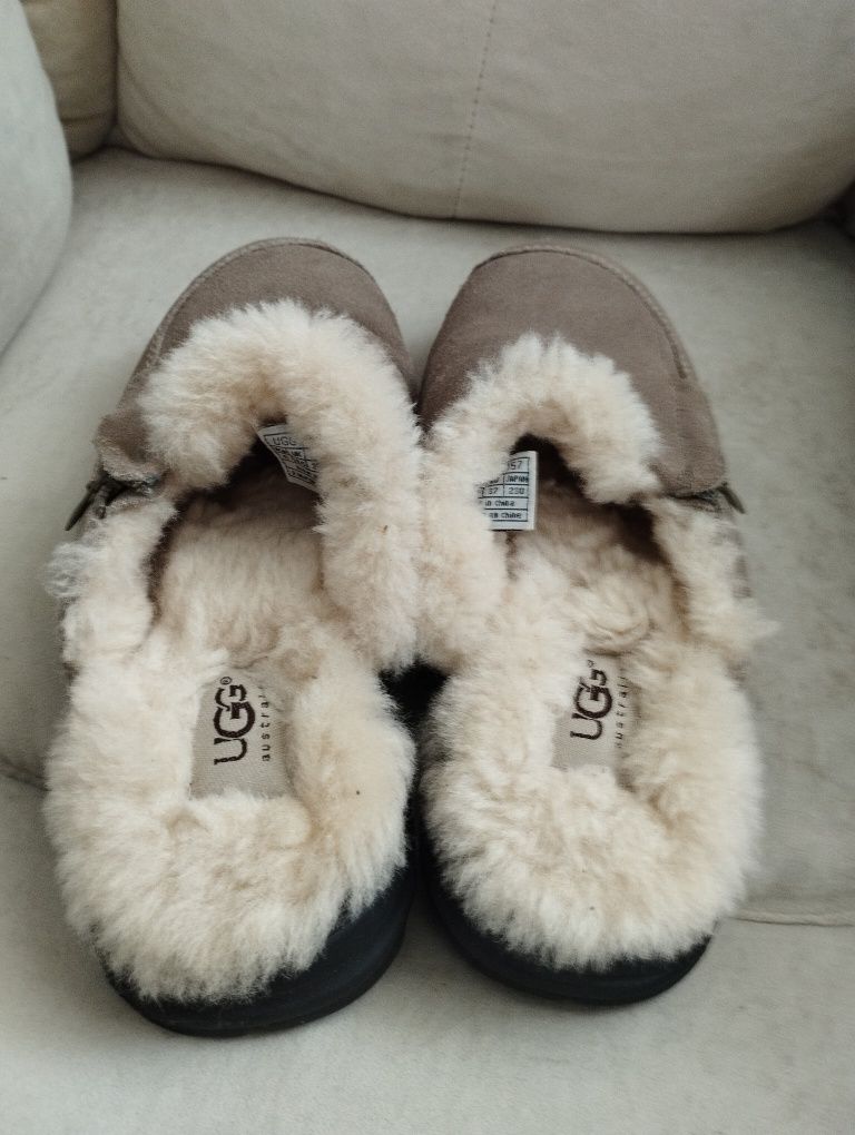 Хатні капці UGG. Розмір: 37