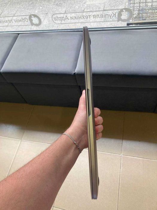 Ноутбук Apple MacBook Pro 13" M1 8/256GB Space Gray (MYD82) 2020