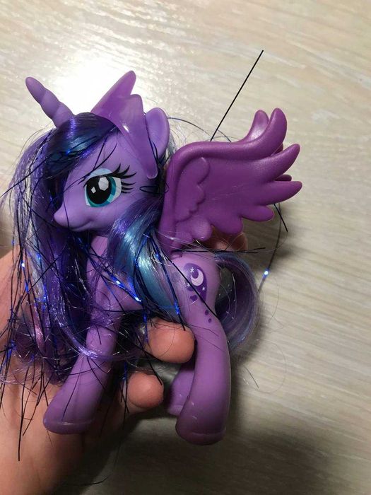 My little pony. поні луна