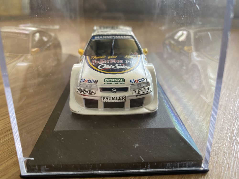 Opel Calibra DTM 1995- K. Rosberg ( esc. 1/43 ) Minichamps c/ defeito