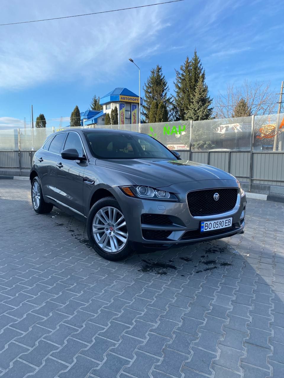 Jaguar F-pace 2.0 бенз 2019 рік