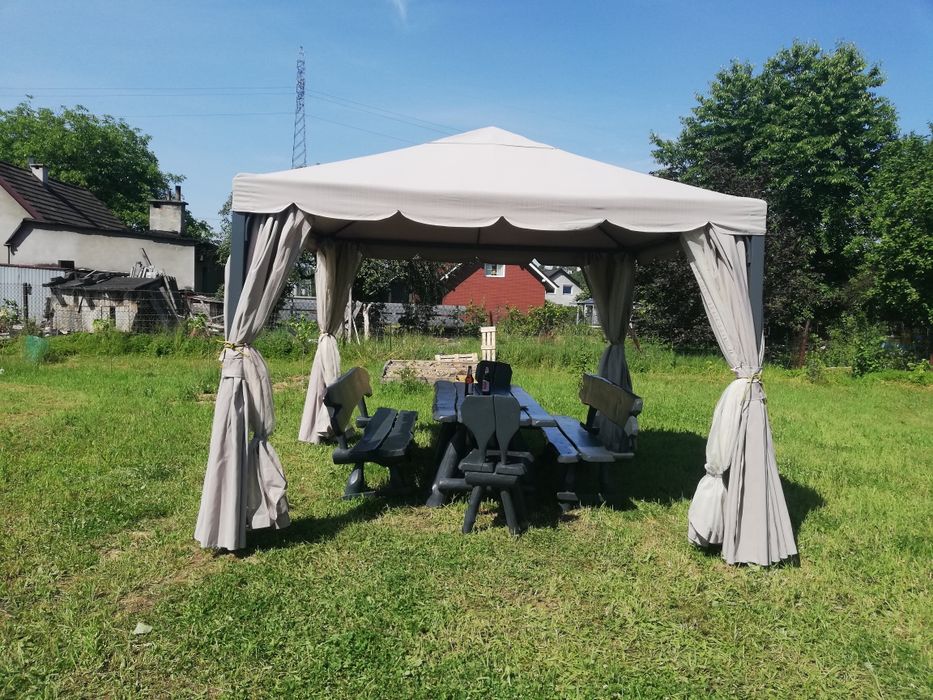 Namiot altaną ogrodowa.