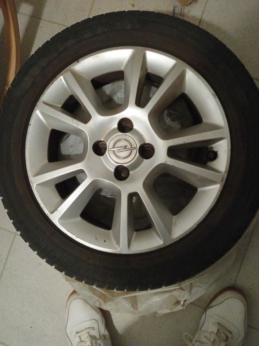 Całe Koła z oponami 205/50 R16 , Opel Meriva 2006, 1.6 benzyna