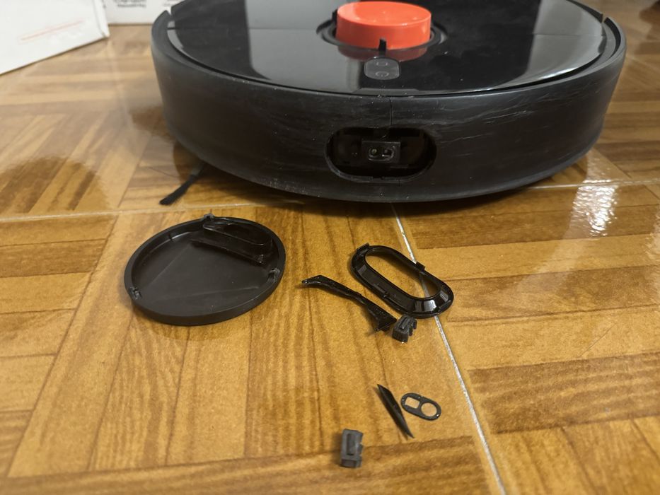 Mi Robot Vacuum Mop Ultra com Auto empry station