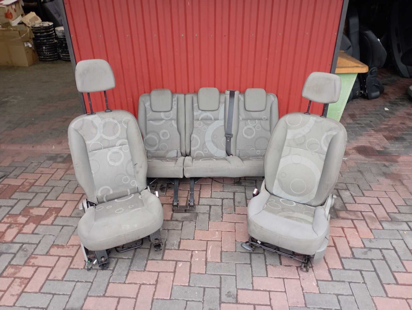 Сидіння переднє праве / ліве Задній диван Renault Kangoo 2