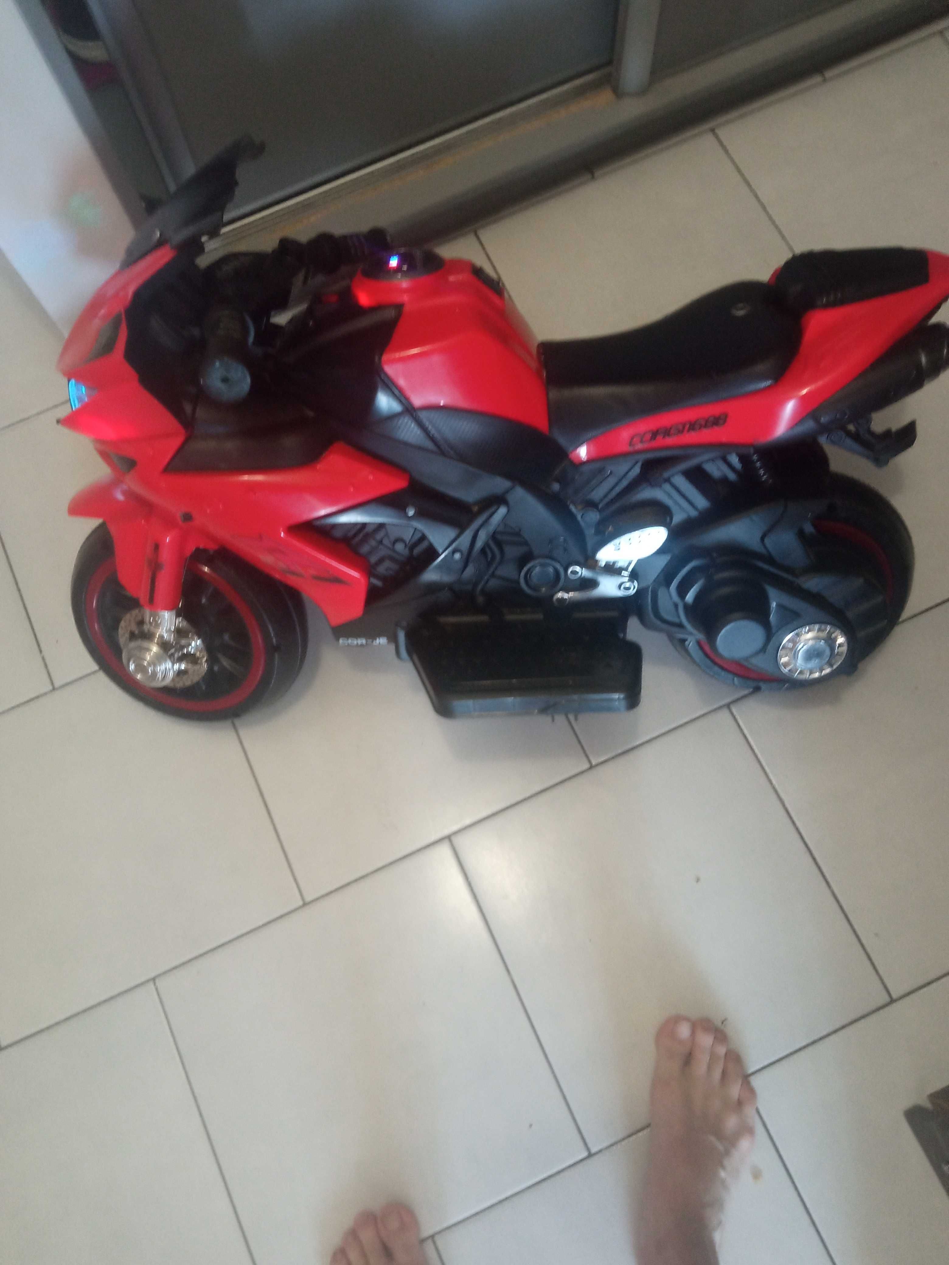 Sprzedam motor na Akumulator