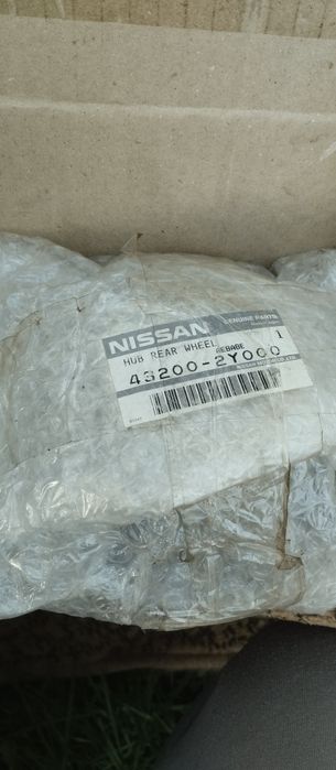 Продам запчастини для Ніссан