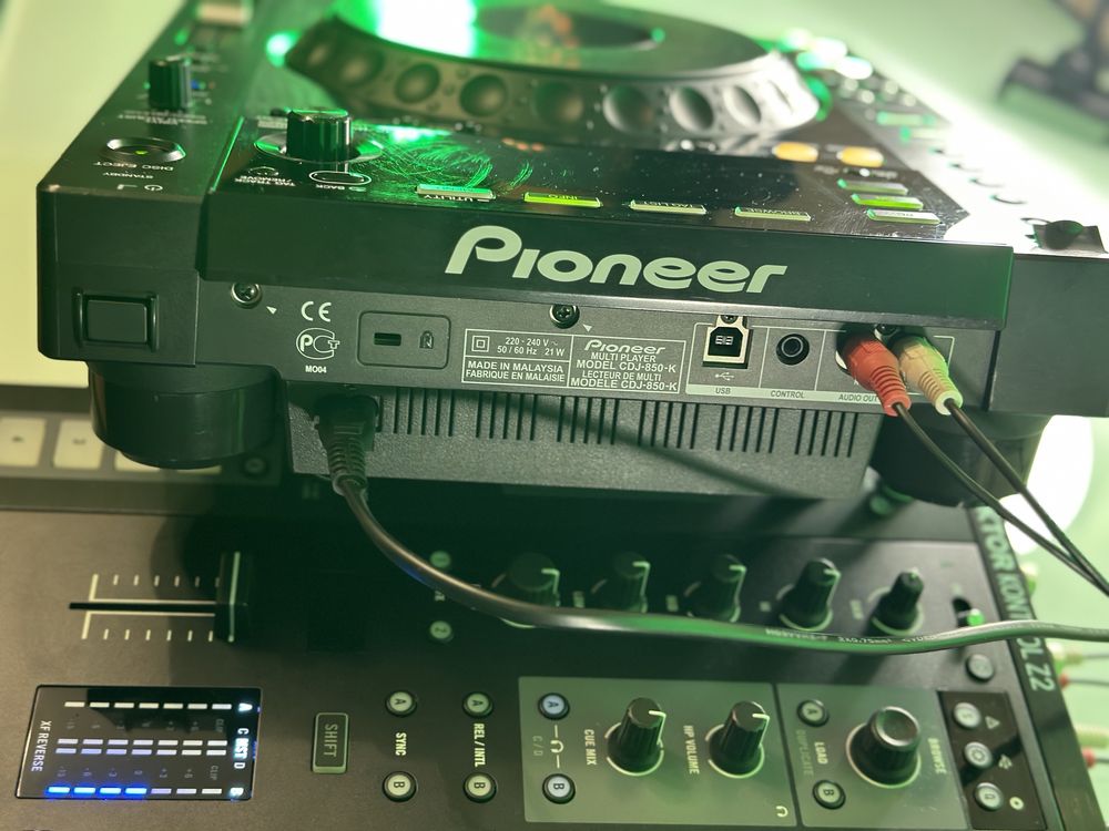 DJ проигрыватели Pioneer CDJ-850, 2 DJ деки CDJ 850