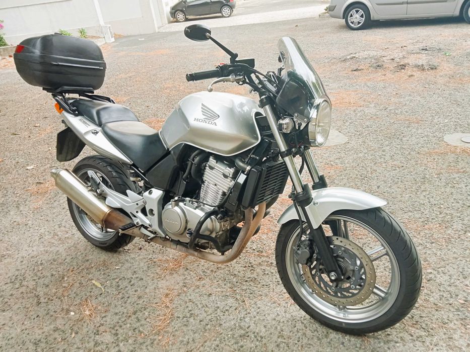 CBF 500 em excelente estado e sempre em garagem