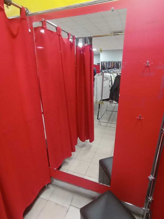 Торговое оборудование для магазина одежды, обуви, игрушек