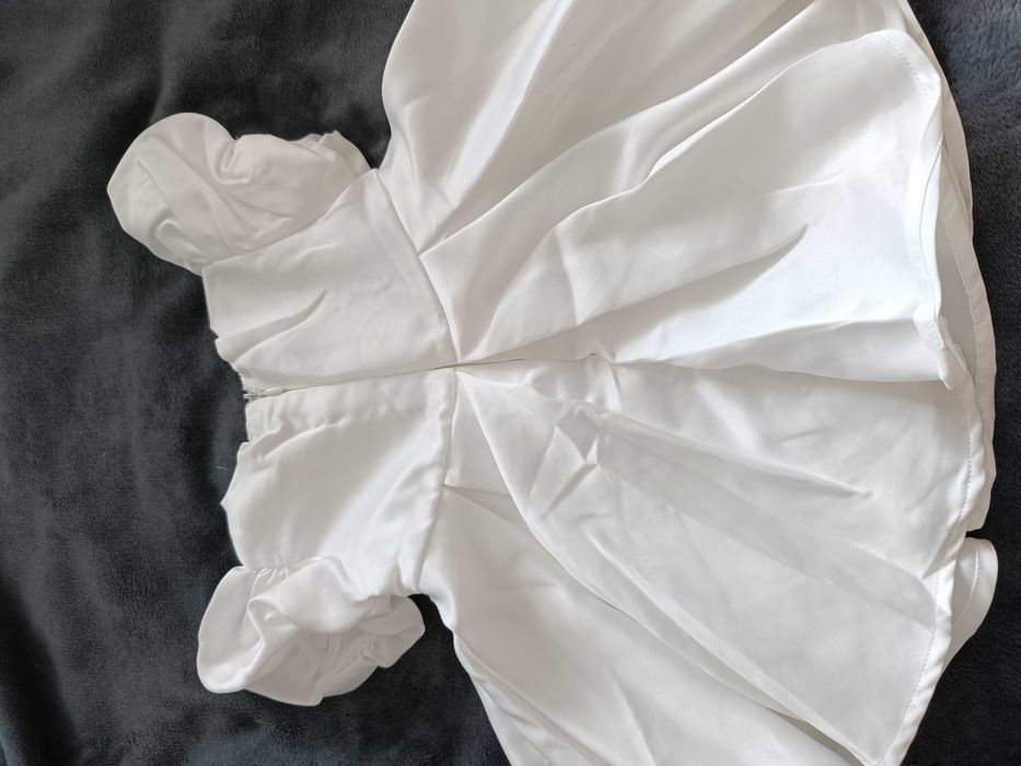 Nowa Sukienka na chrzest