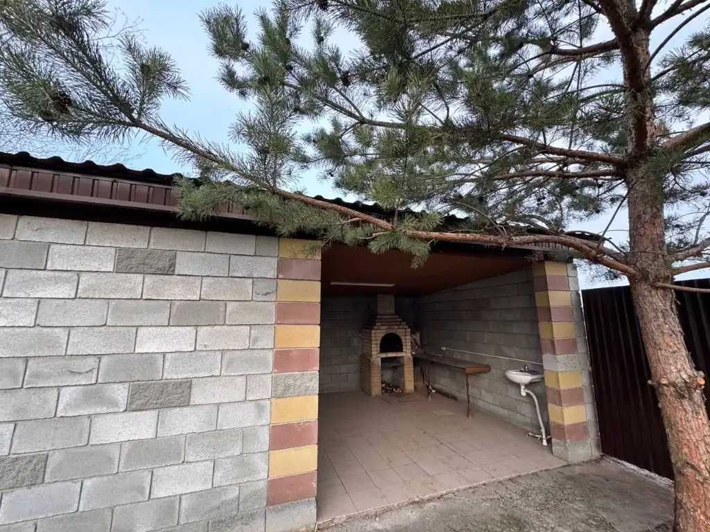Продам 2х поверховий будинок в Підгородному