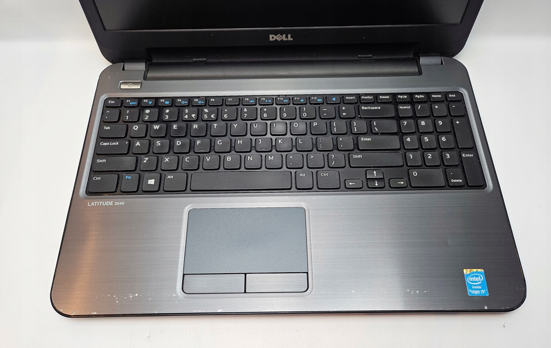 A26] Laptop Dell Latitude 3540 i3-4030U 8GB 128GB SSD Win10 bateria