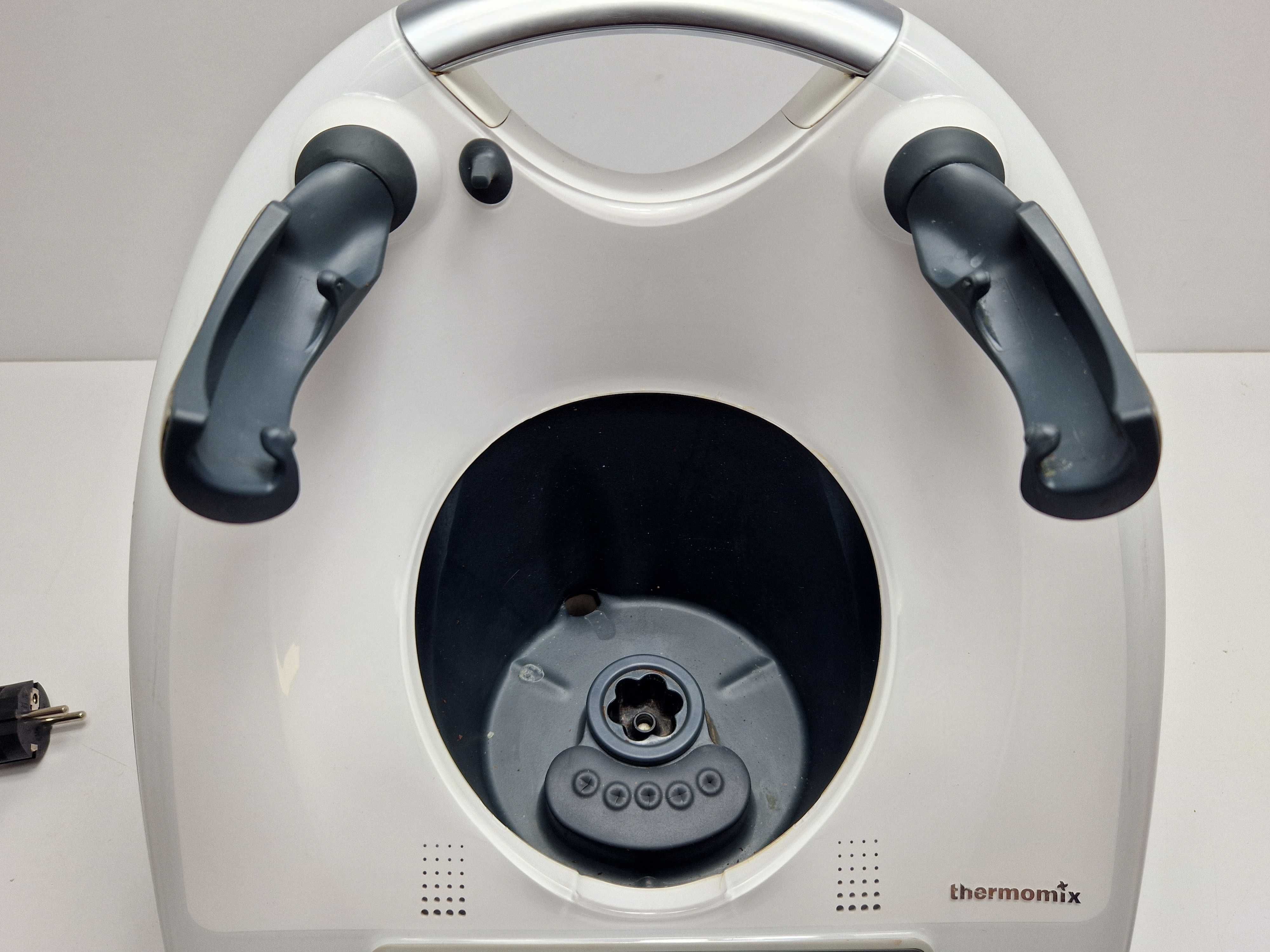 Robot kuchenny Vorwerk Thermomix TM6 1500W PO SERWISIE | 6MSC GWR