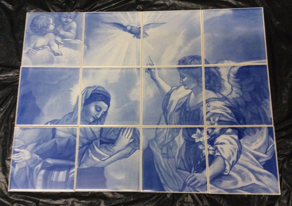 Painel de 12 azulejos em loiça