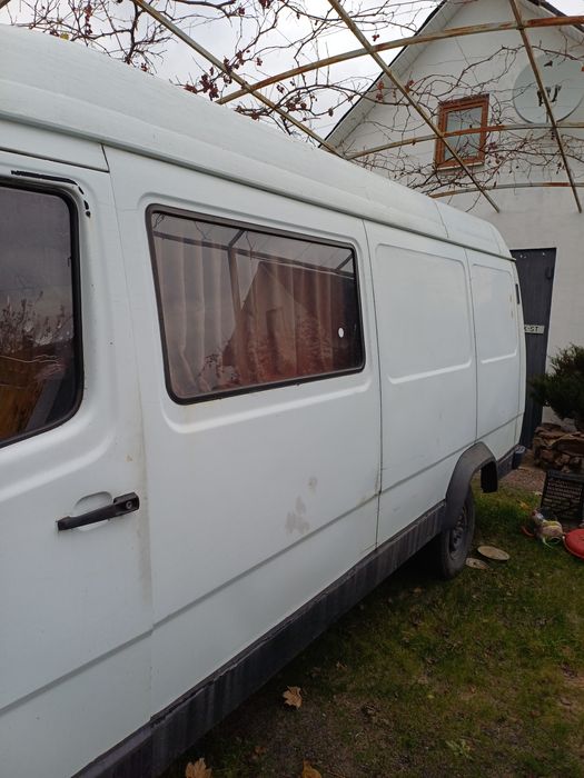 Мерседес - Бенц 310