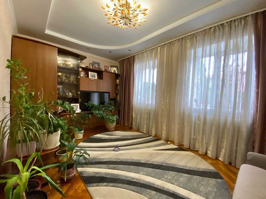 Продаж будинку в районі 3-ї лікарні (Старе Місто) 2342