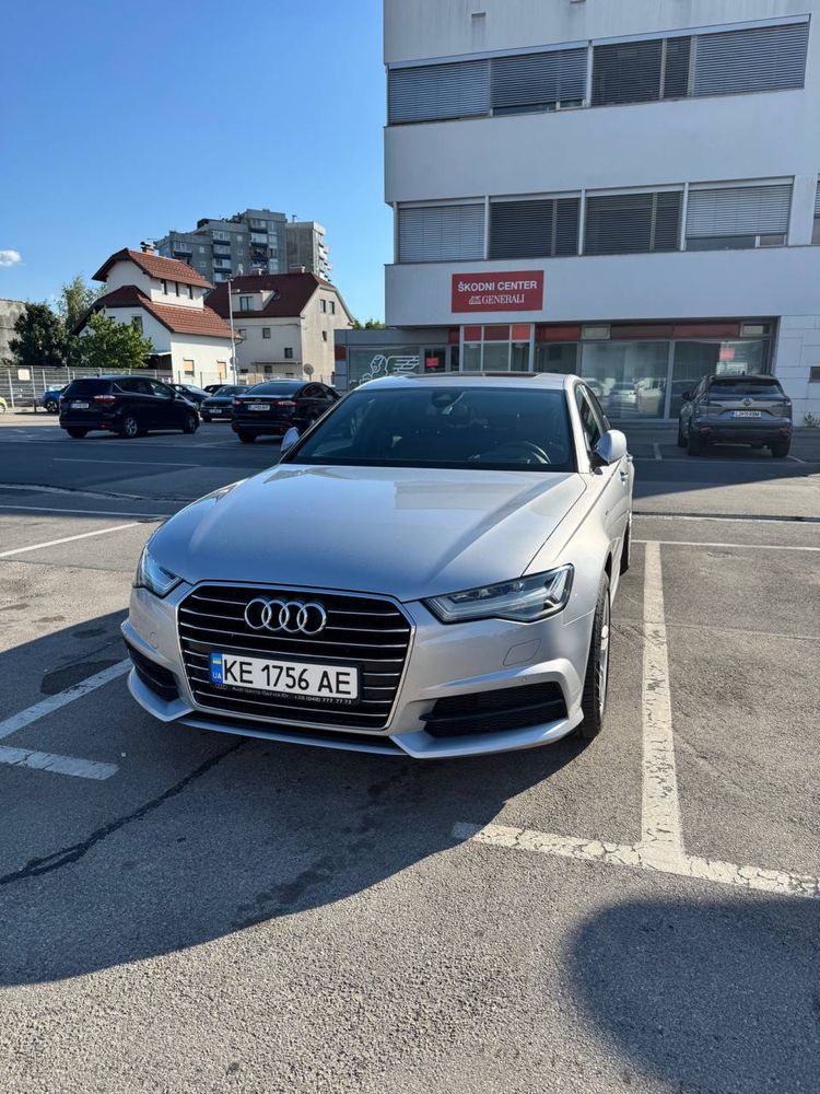 Продам Audi A6 2017года