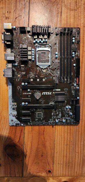Motherboard + placa gráfica