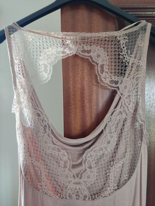 Top cor de rosa velho com renda