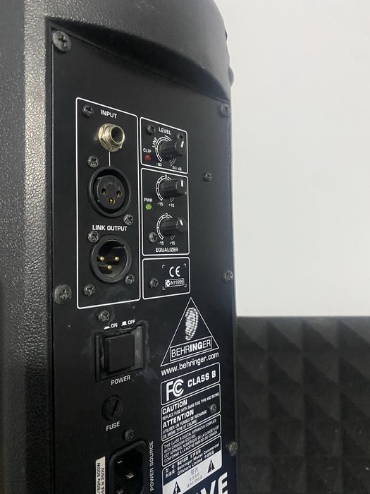 Колонки, акустичні системи, Behringer eurilive b212