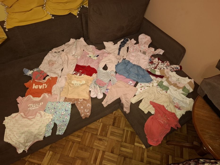 Firmowe ciuchy paka dla dziewczynki 62 kilka  56 guess adidas Levi's