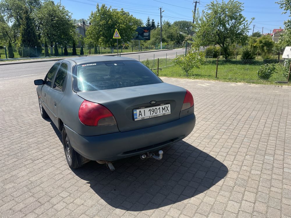 Ford Mondeo 2 в хорошому стані