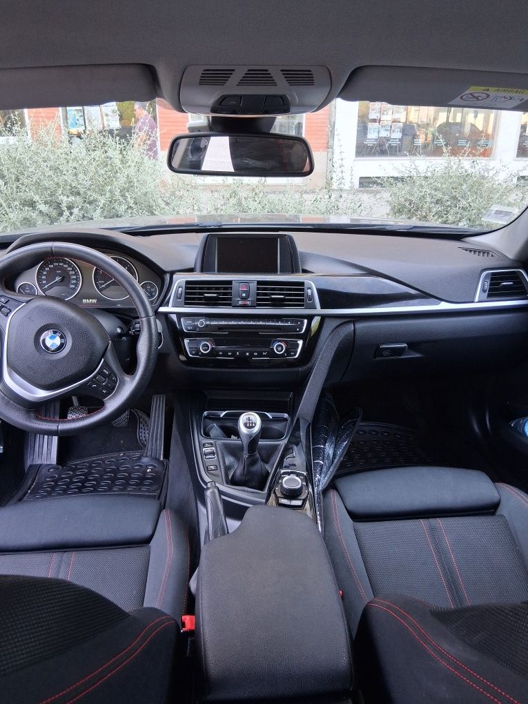 BMW 318sport 2017