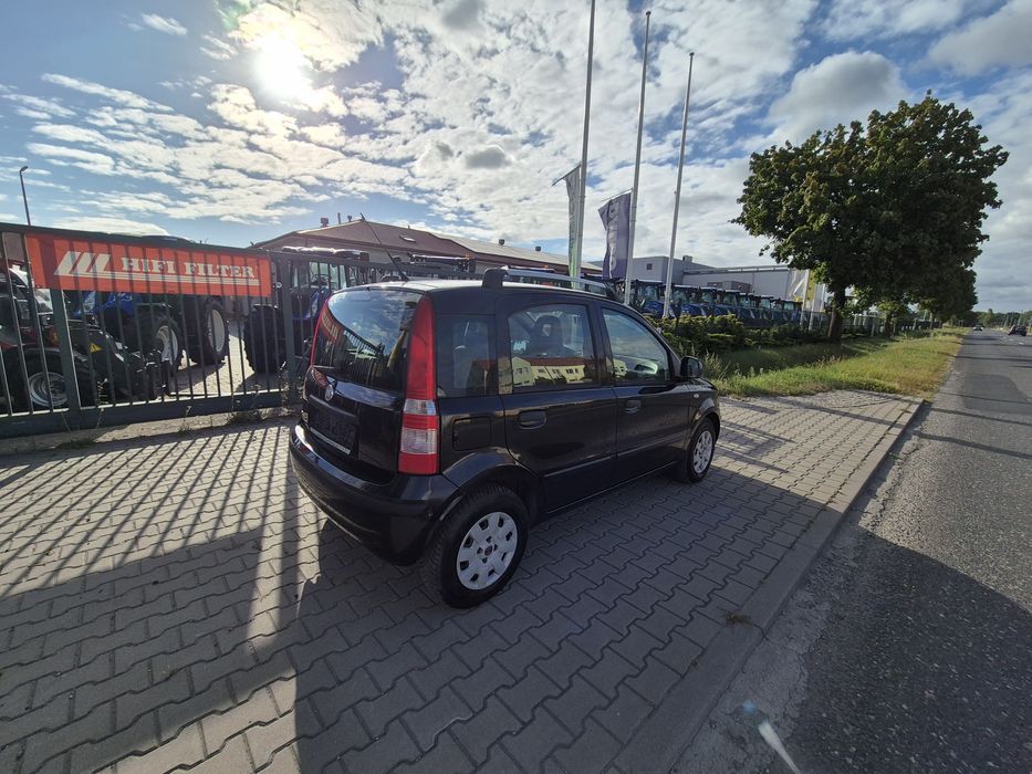 * Fiat Panda * 1.2 benzyna * Klimatyzacja * Wspomaganie City * 2010 r