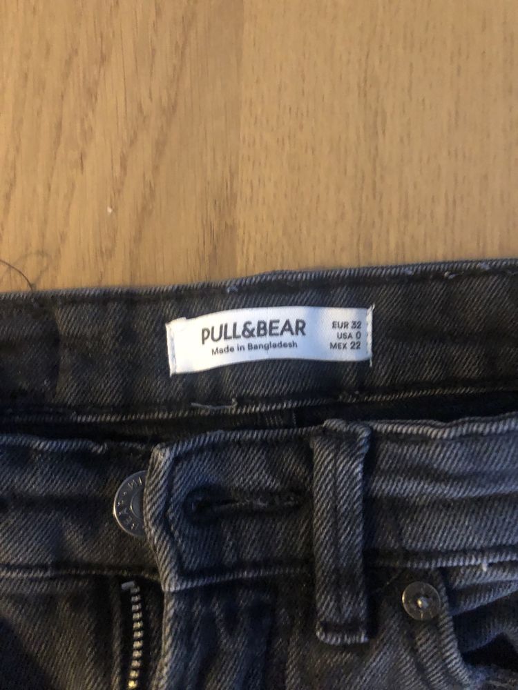 Spodnie pull&bear rozmiar 32