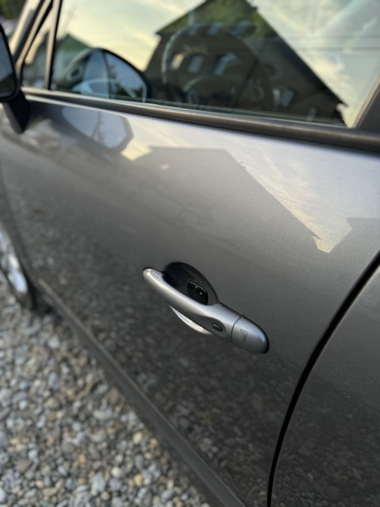 Renault Grand Scenic 2012 року, 1.5 дизель.