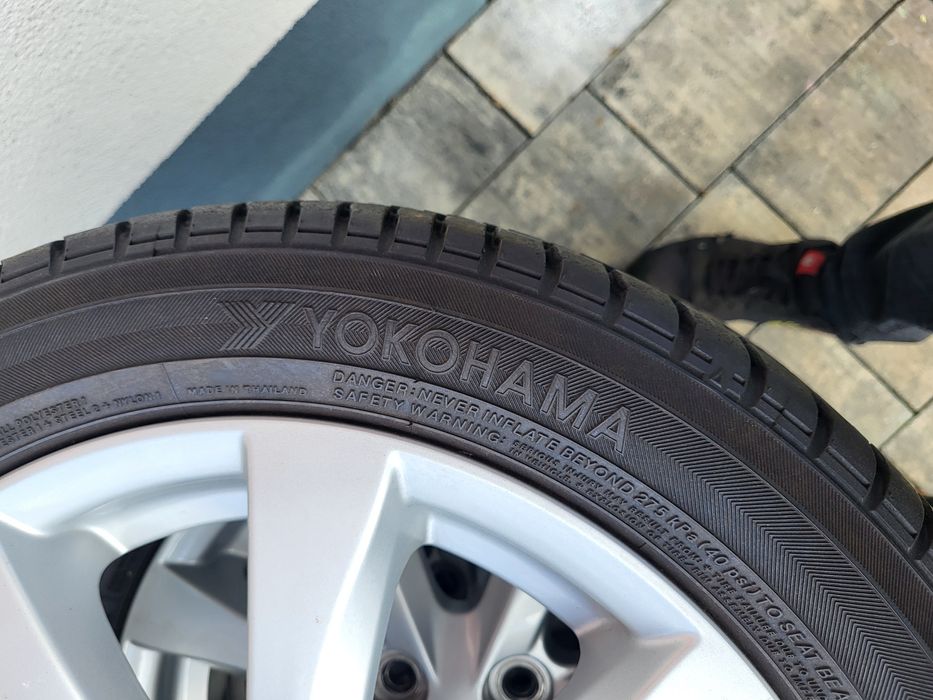 Koła LATO 15" 4x100 Mitshubishi Space Star  Opony Yokohama 6mm !